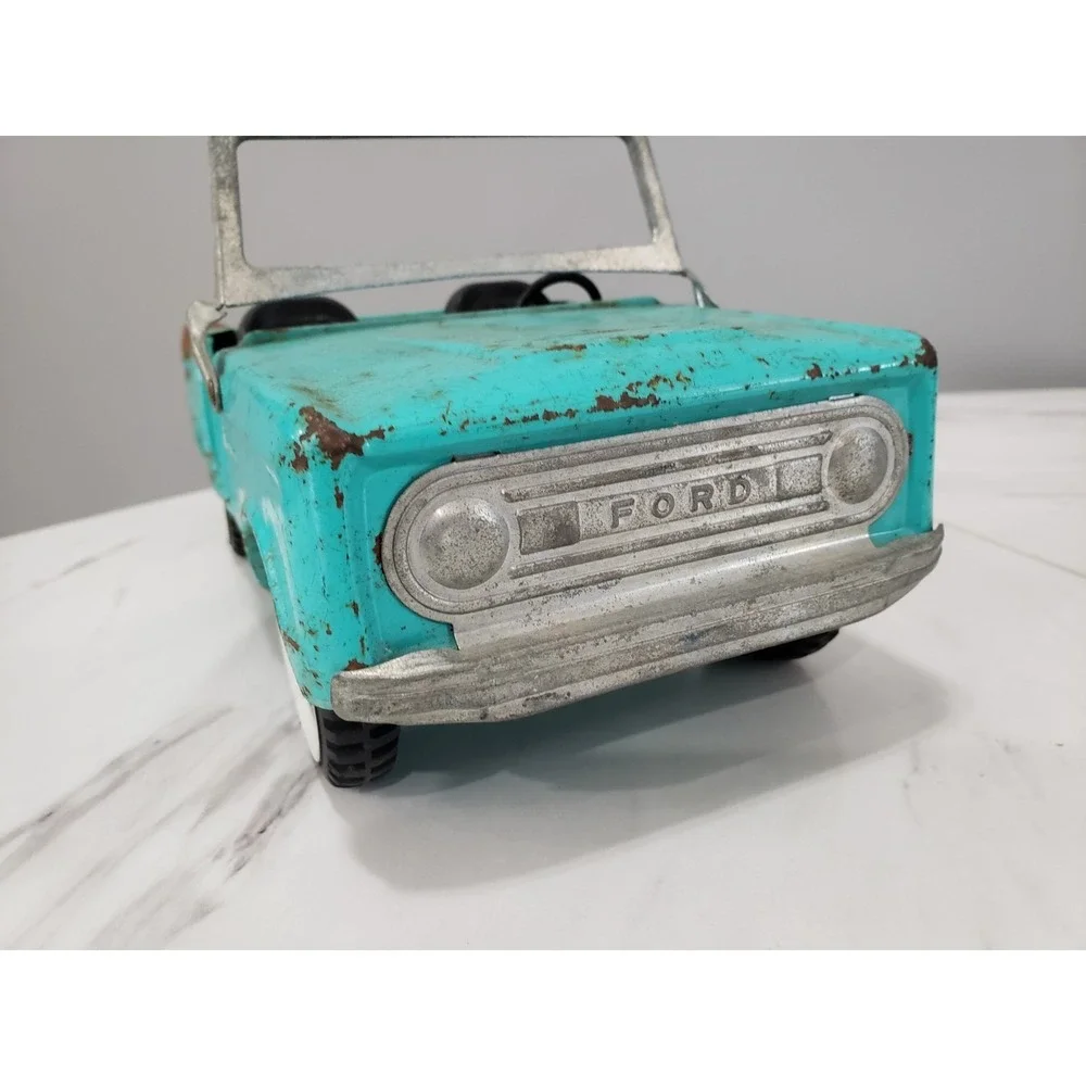 NYLINT Toys Ford Bronco 1960s N8200 Turquoise Teal Vacationer